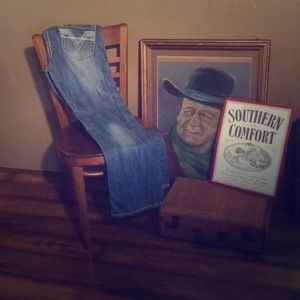 Rock & Roll Cowboy Men’s Jeans - Trendy!